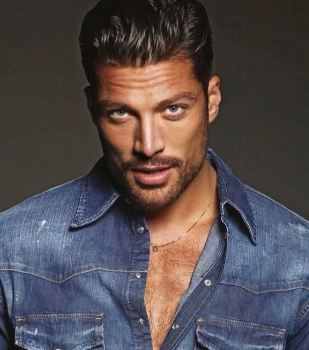 Simone Suisinna